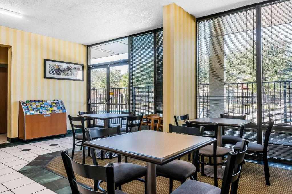 Quality Inn Fort Pierce I-95 photo 6